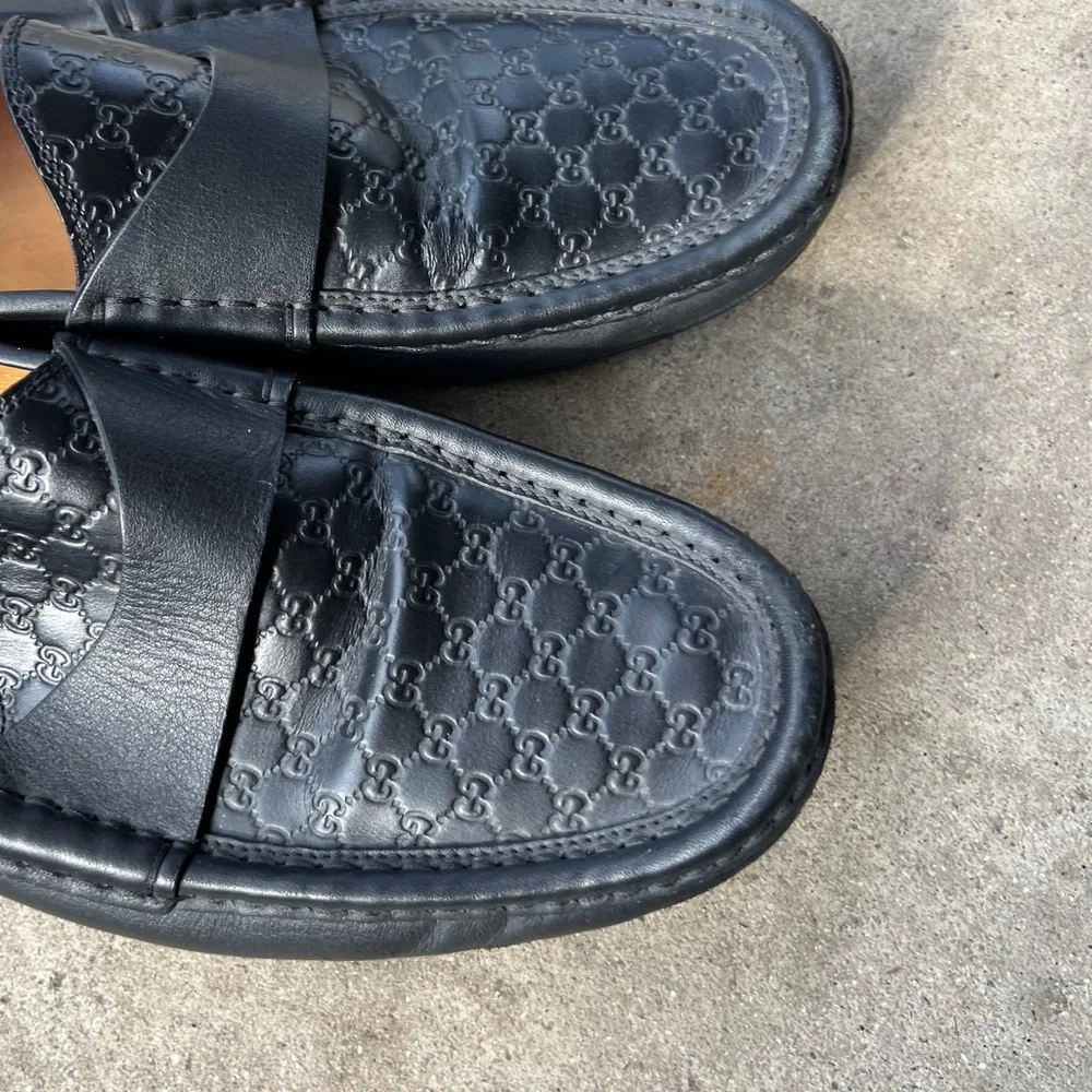 Gucci Authentic Embossed Black Leather Slip-On Loafers Men’s Sz 8.5